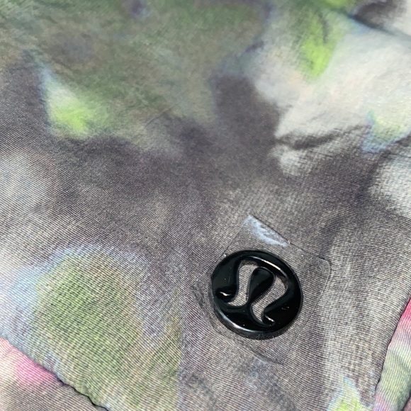 NEW Lululemon tie dye everywhere belt bag - Picture 11 of 14